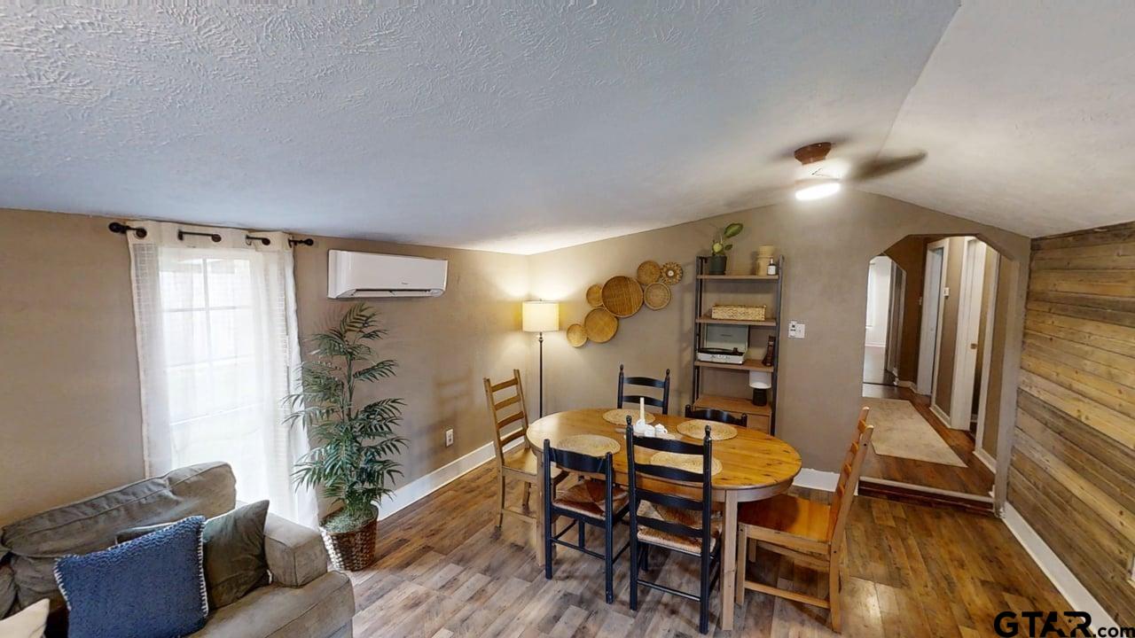 12202 County Rd 4122