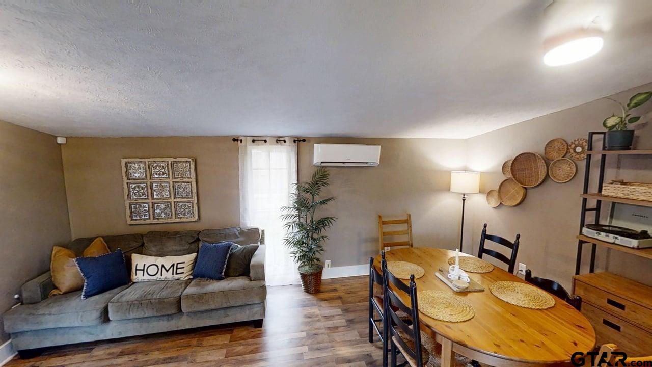 12202 County Rd 4122