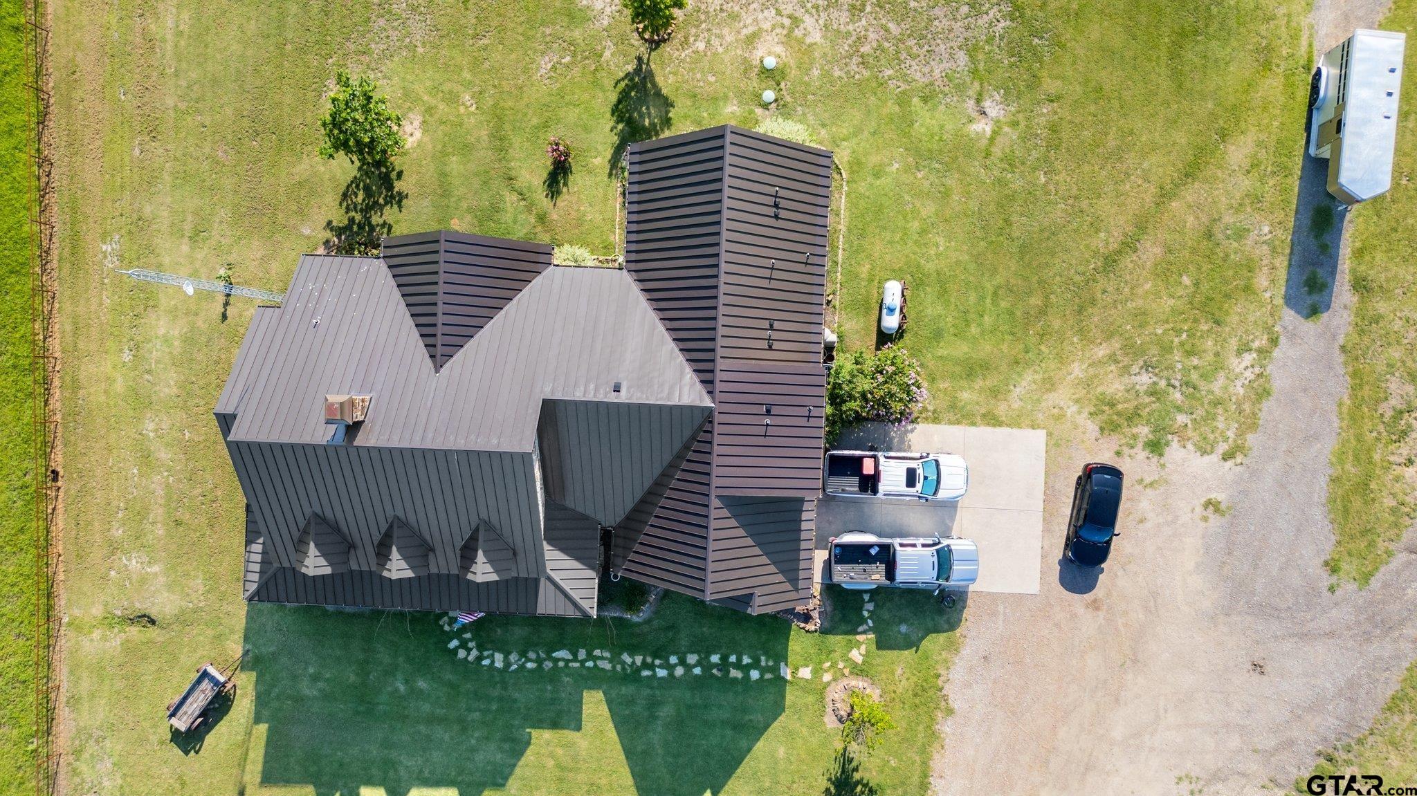 4180 N Smith
