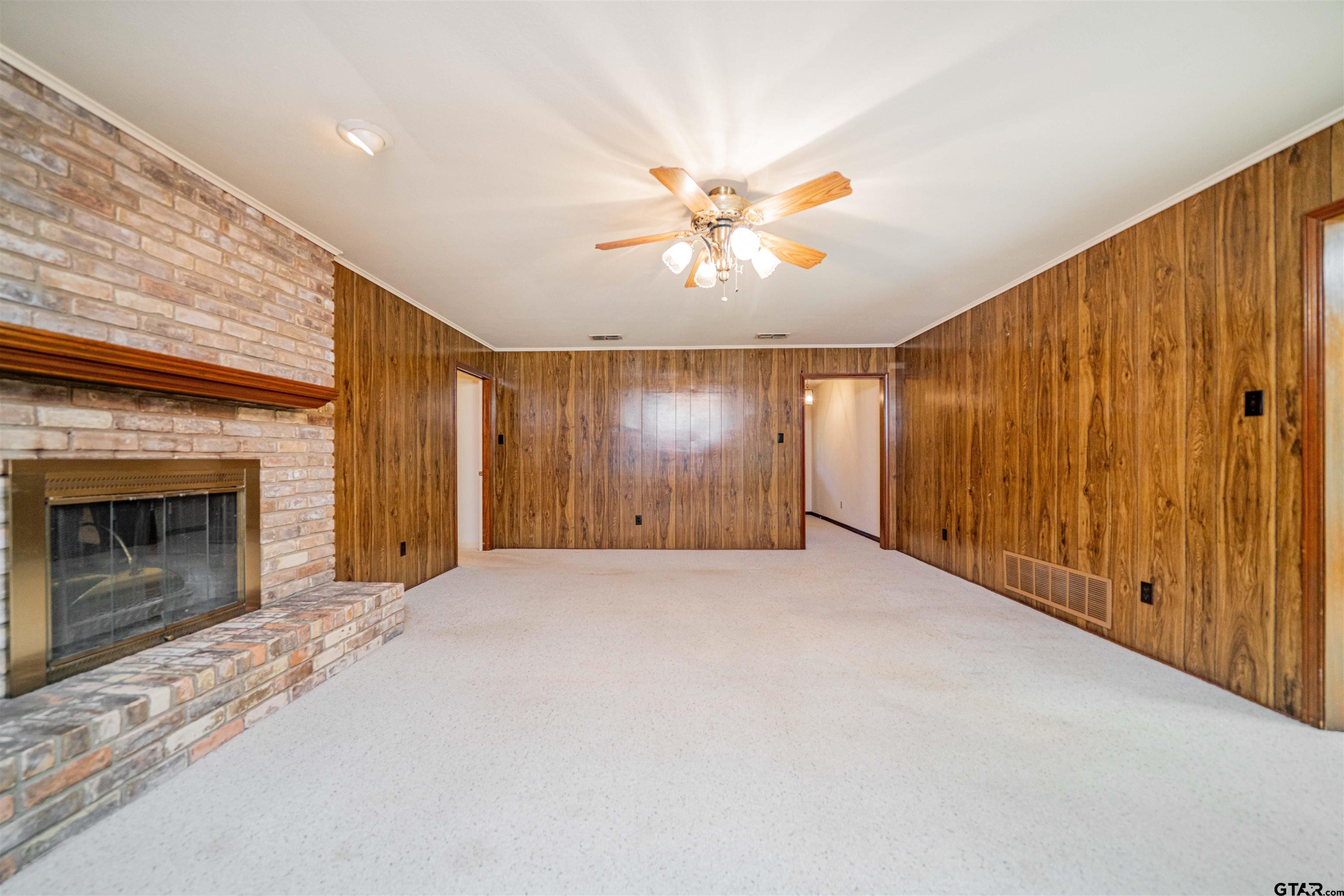 325 Shannas Trail