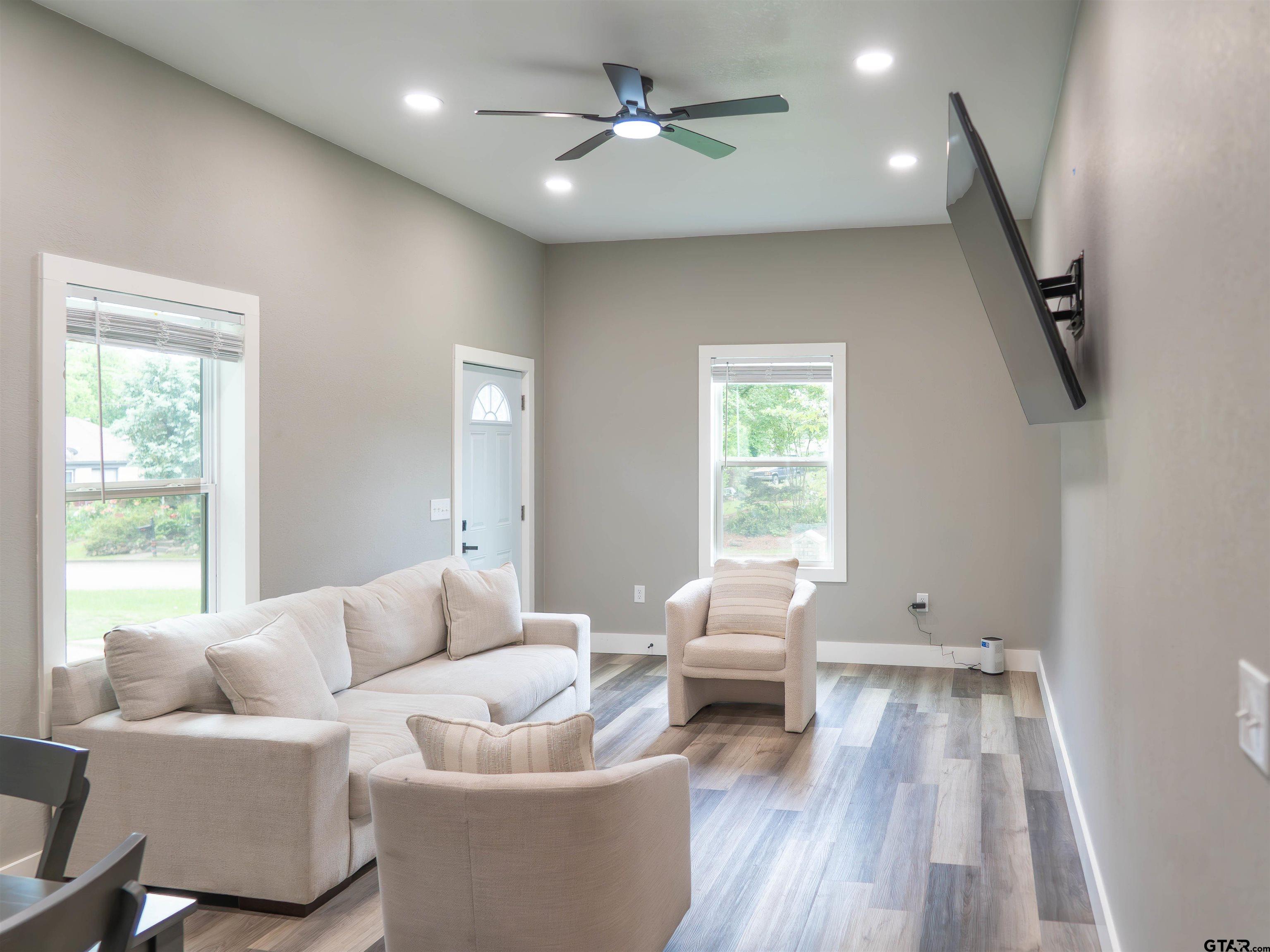 103 E Hillsboro
