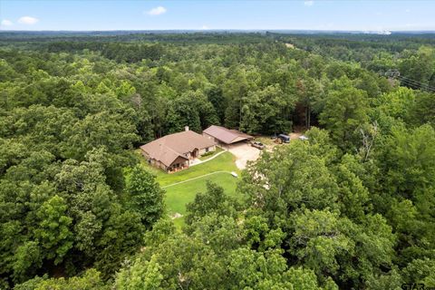 10 CR 1513 Avinger TX 75630