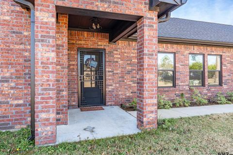 305 Private Road 6305 Mineola TX 75773