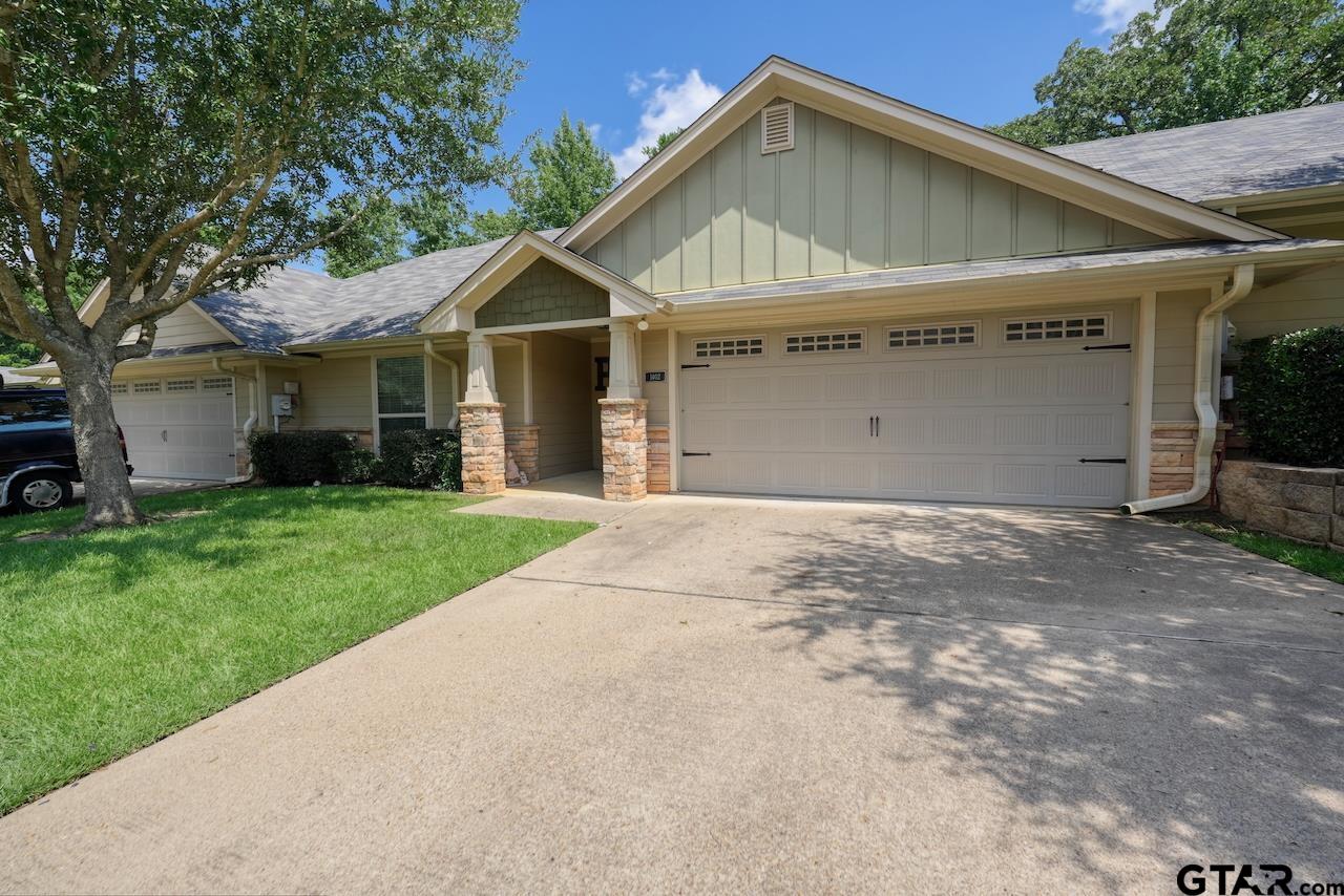 421 W Cumberland Rd #1402