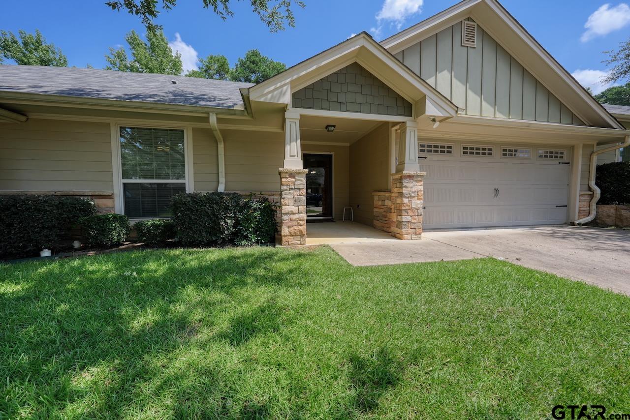 421 W Cumberland Rd #1402