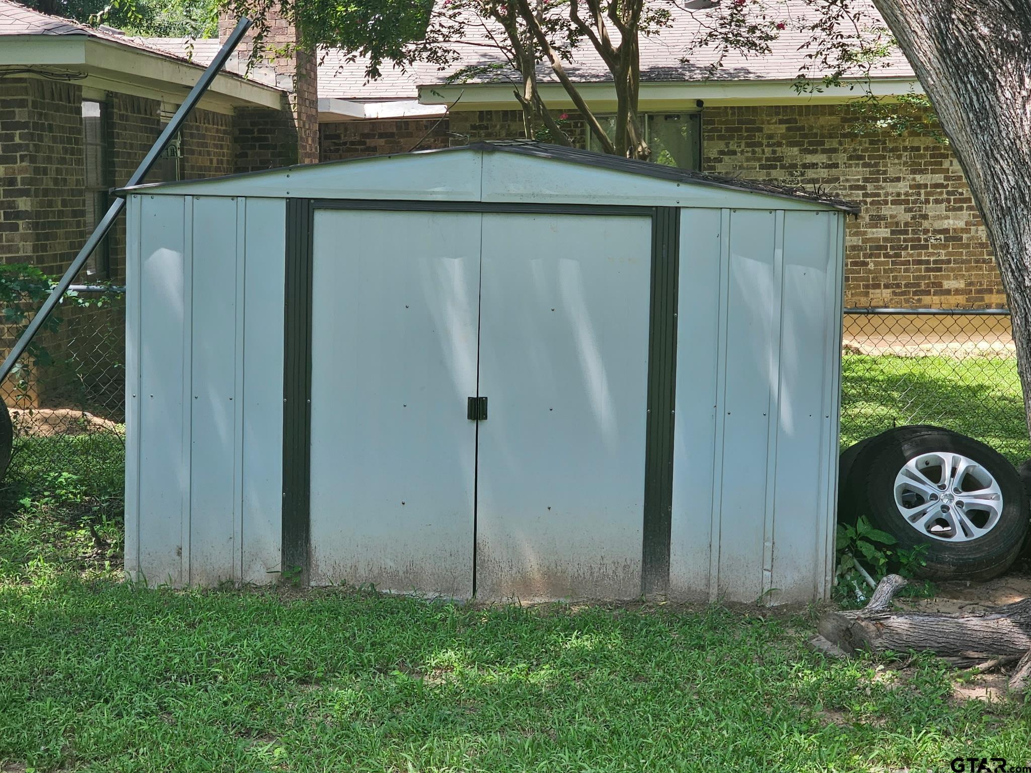 110 Hillcreek Drive