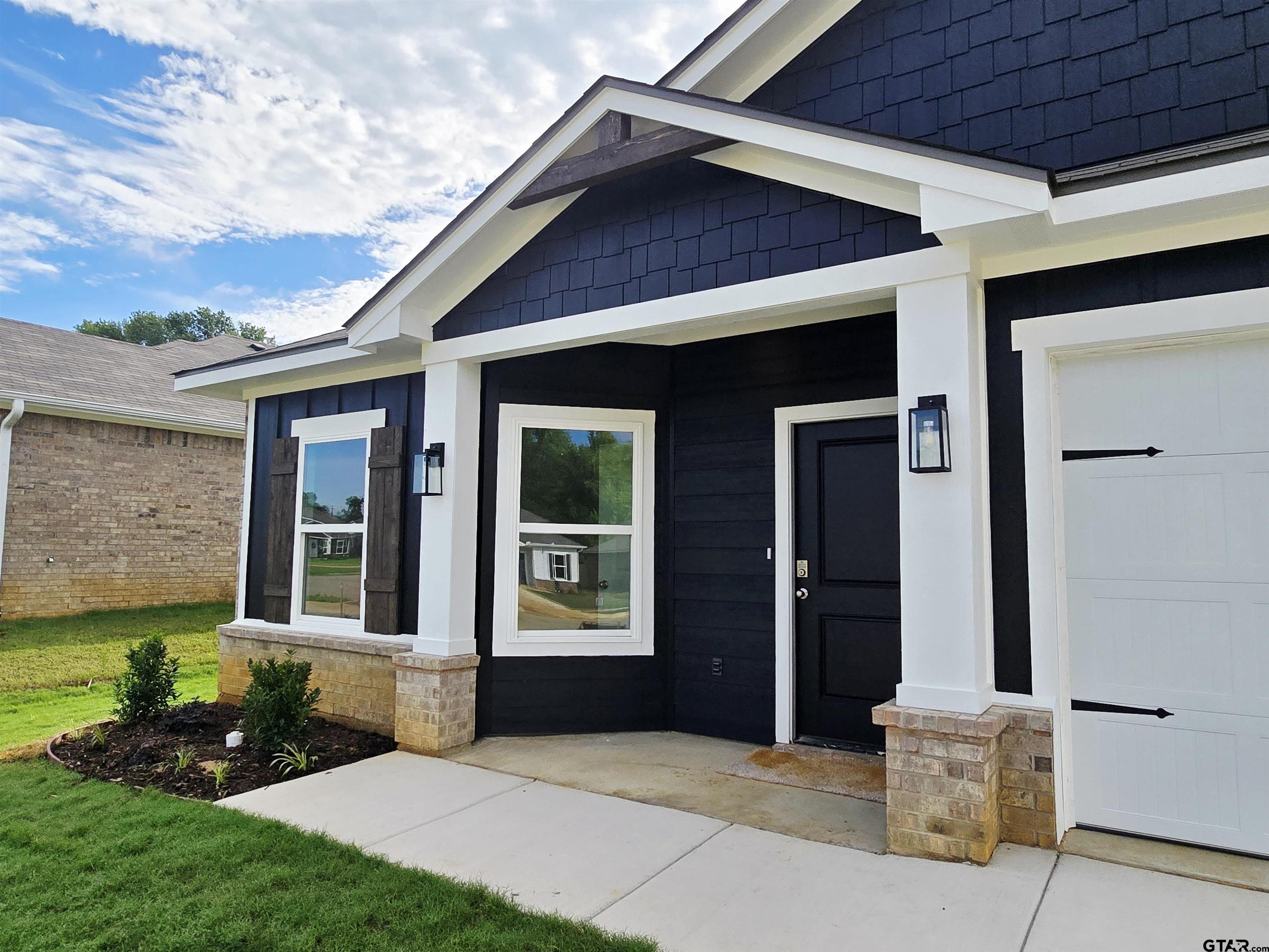 1103 Park Meadows Dr.