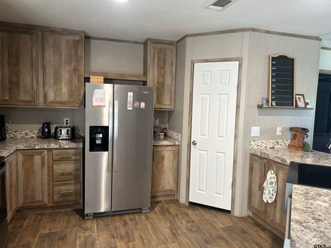 A home in Bullard