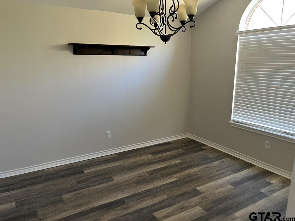 Palestine, Texas 75803, United States, 3 Bedrooms Bedrooms, ,3 BathroomsBathrooms,Residential,Active,254406