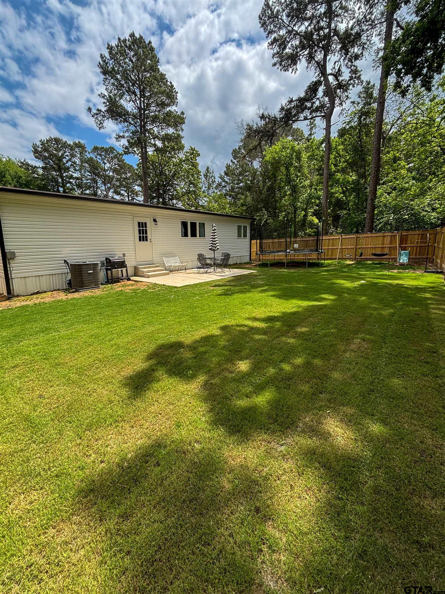 154 janis dr