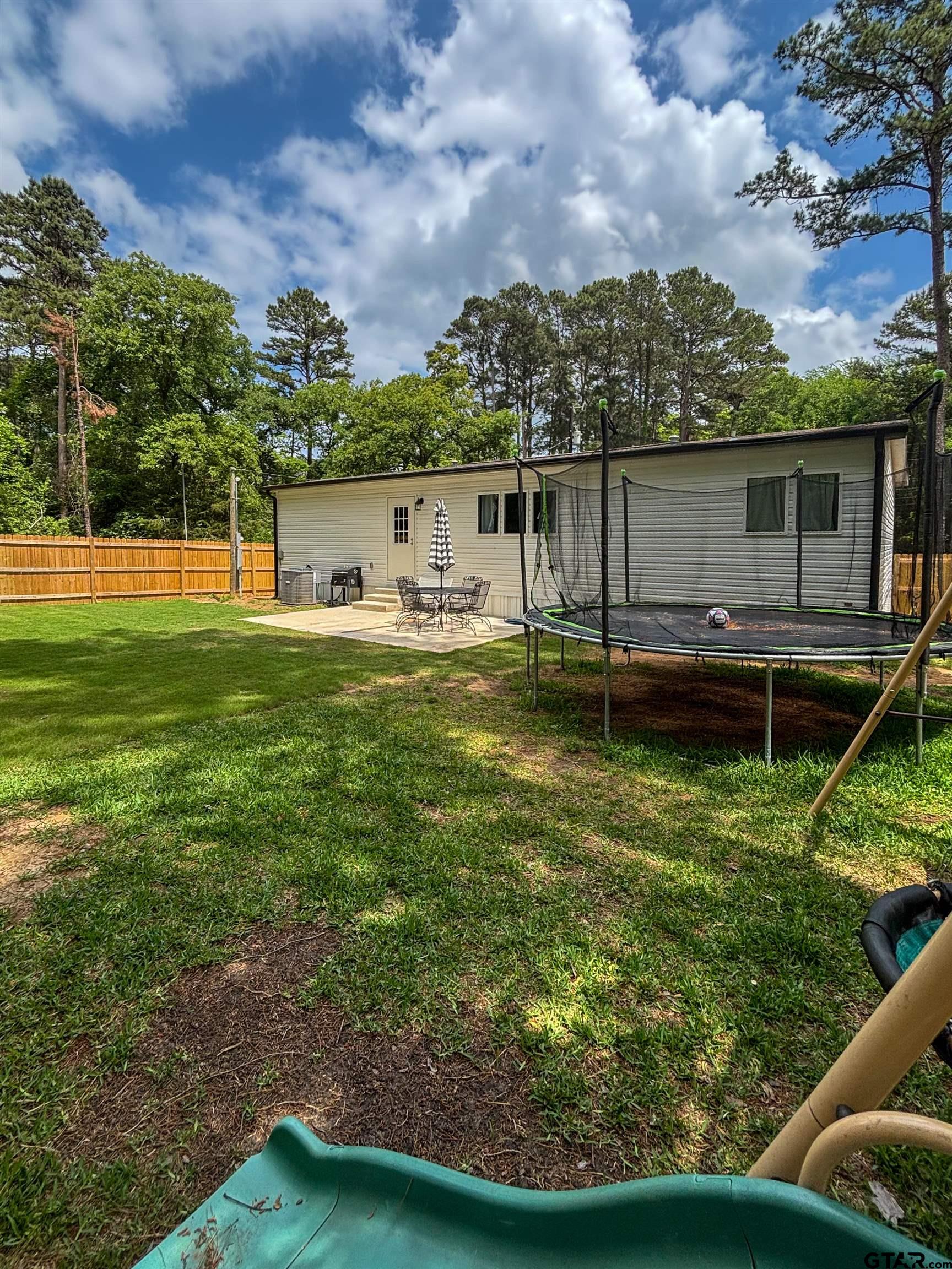 154 janis dr