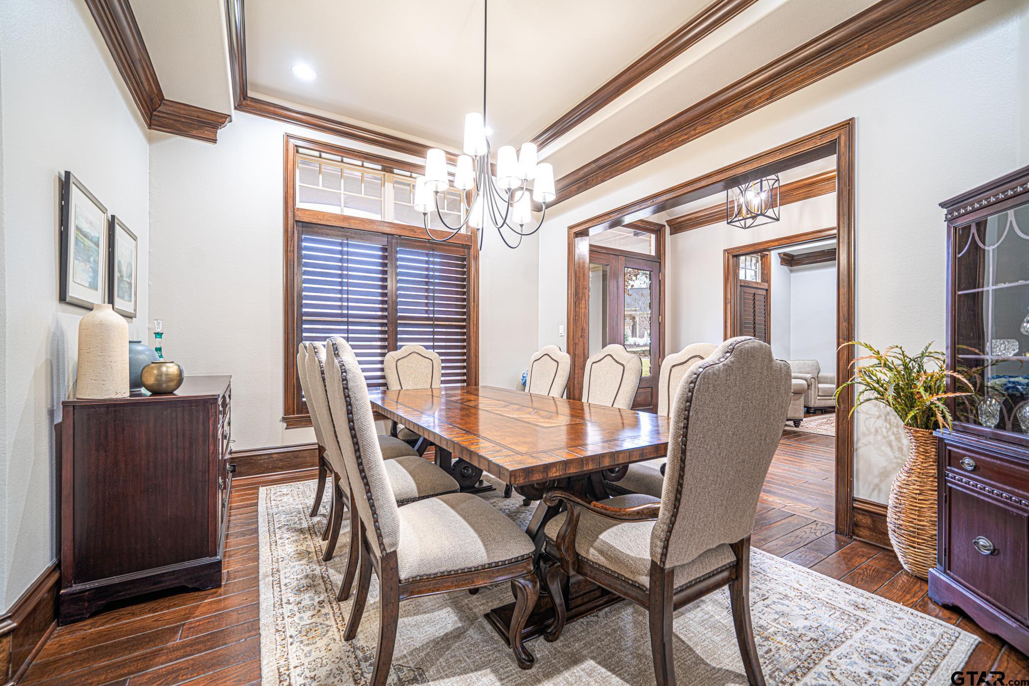3841 Castle Ridge