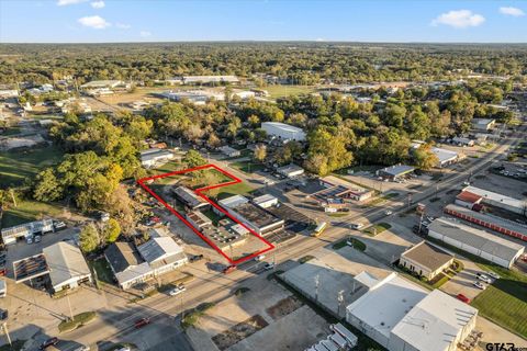 1414 N Jefferson Avenue Mt Pleasant TX 75455