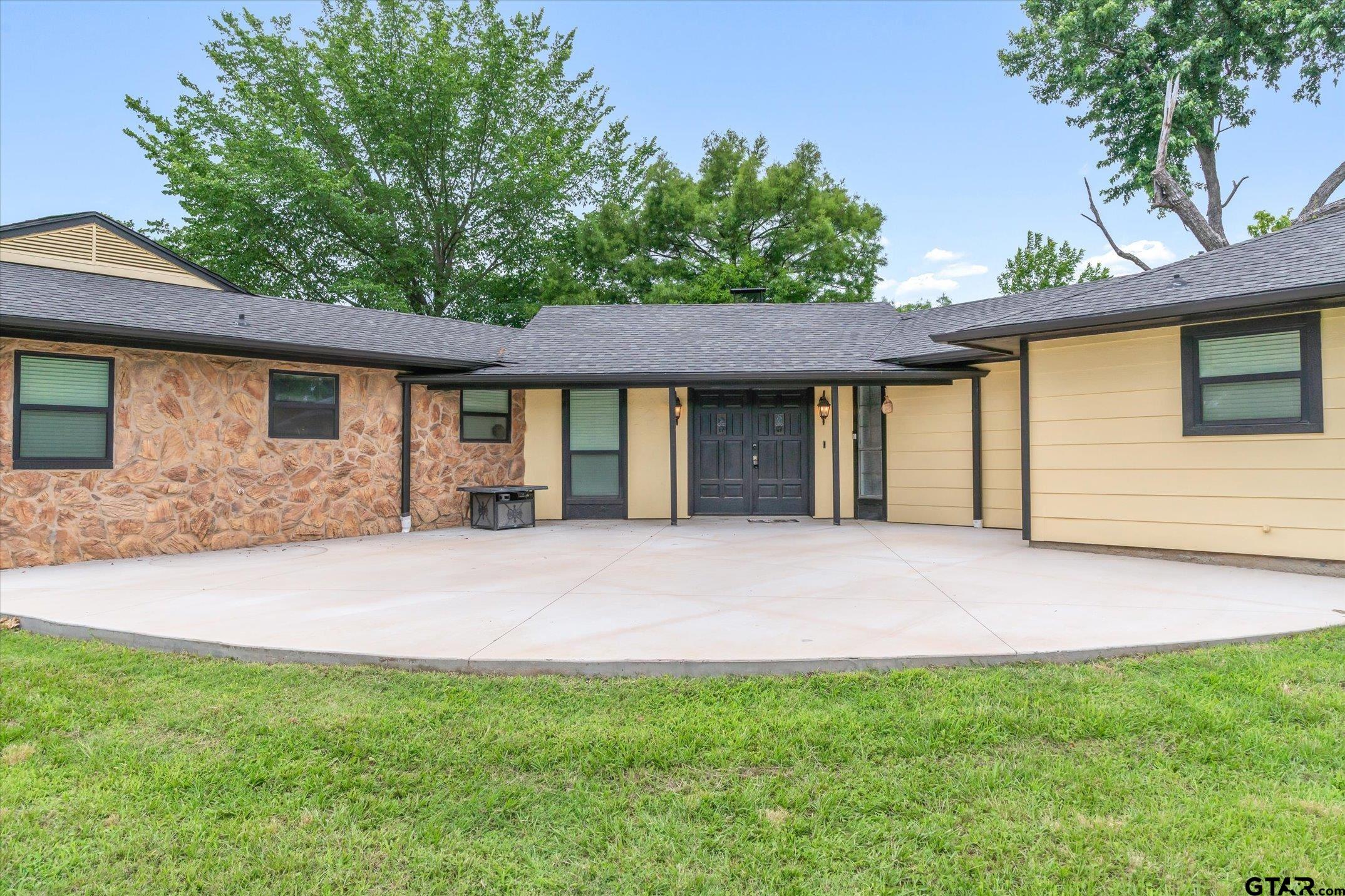 1203 N Spring St.