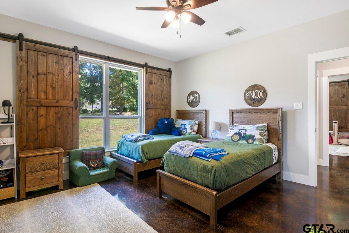 Troup, Texas 75789, United States, 3 Bedrooms Bedrooms, ,3 BathroomsBathrooms,Residential,Pending,226265