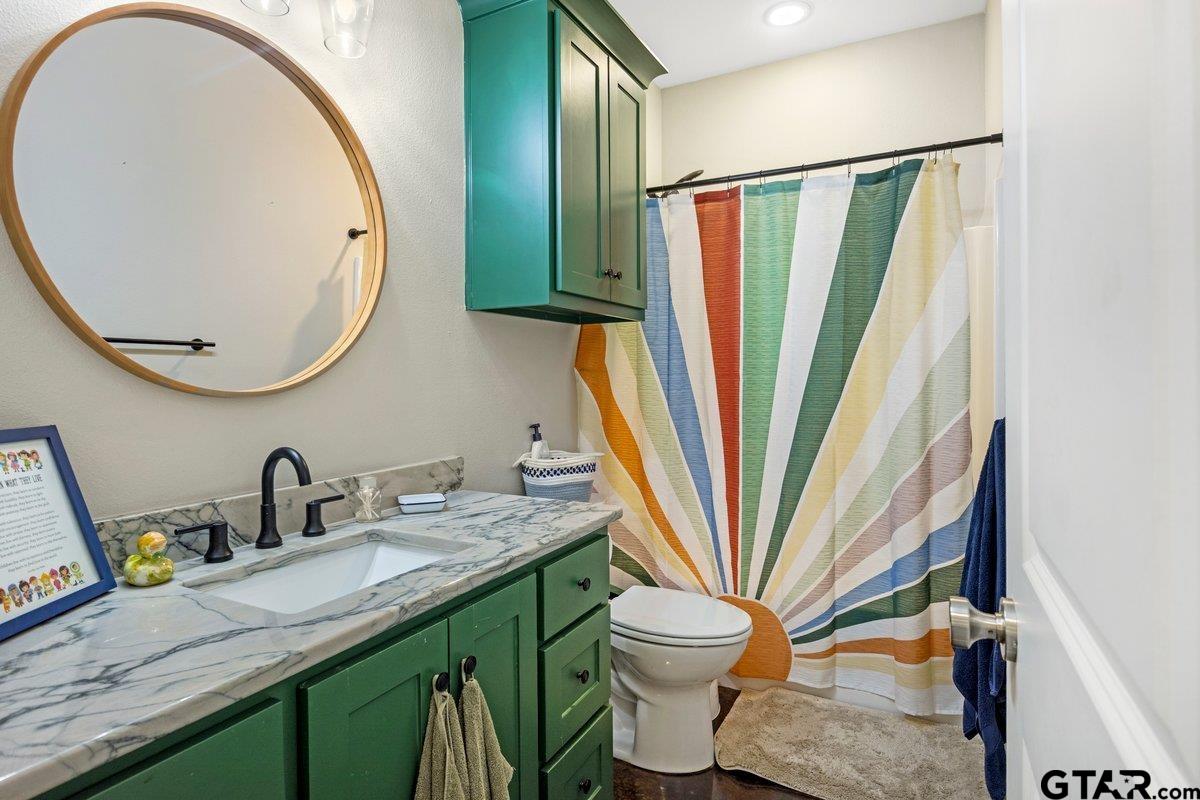 Troup, Texas 75789, United States, 3 Bedrooms Bedrooms, ,3 BathroomsBathrooms,Residential,Pending,226265