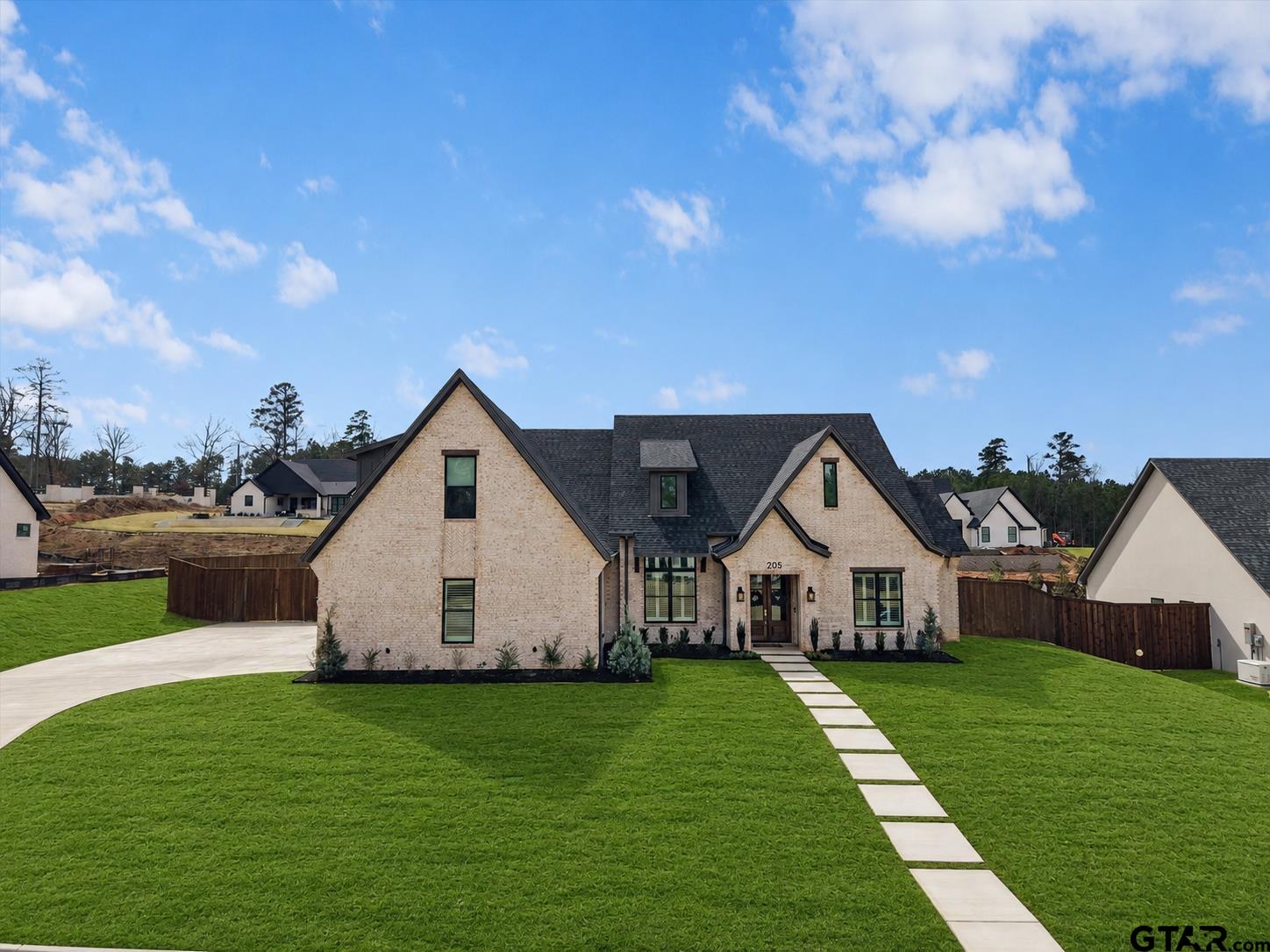205 Shortleaf Lane