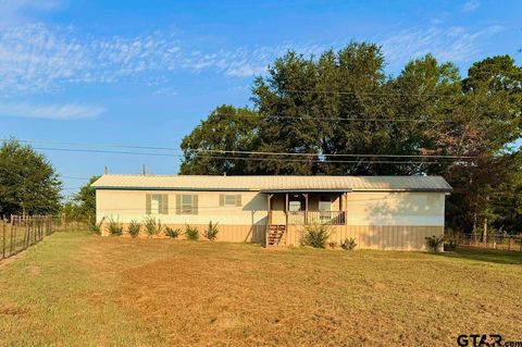 427 Old Latexo Road Crockett TX 75835