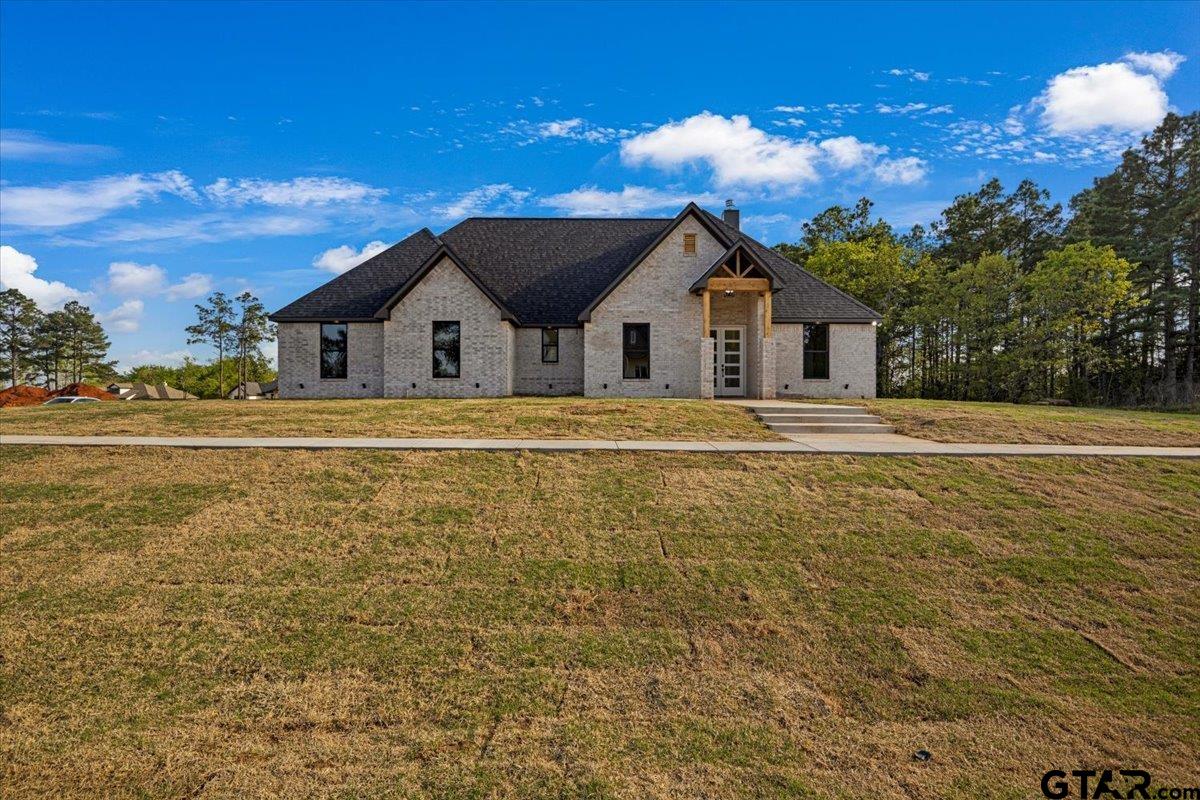 12303 Oak Grove Dr