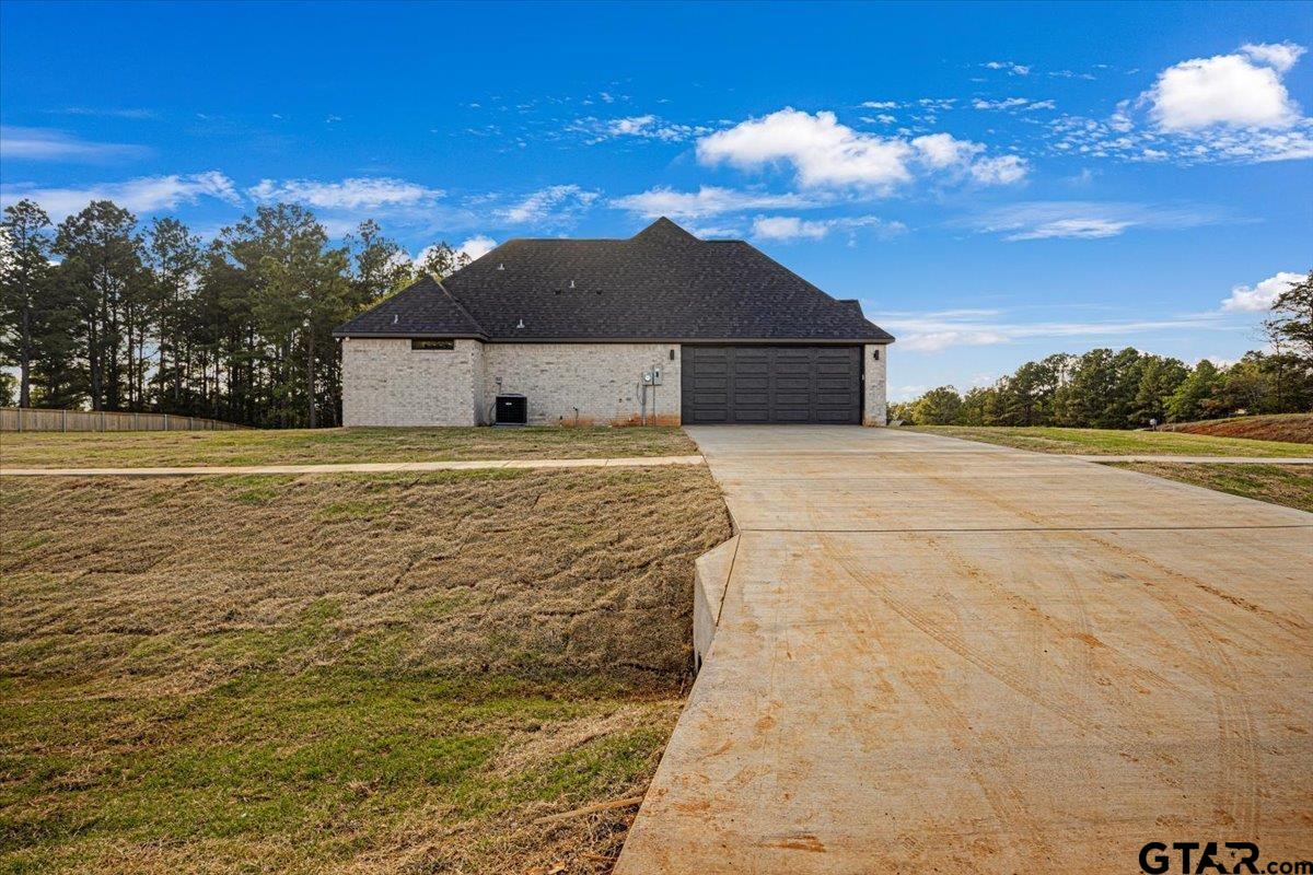 12303 Oak Grove Dr