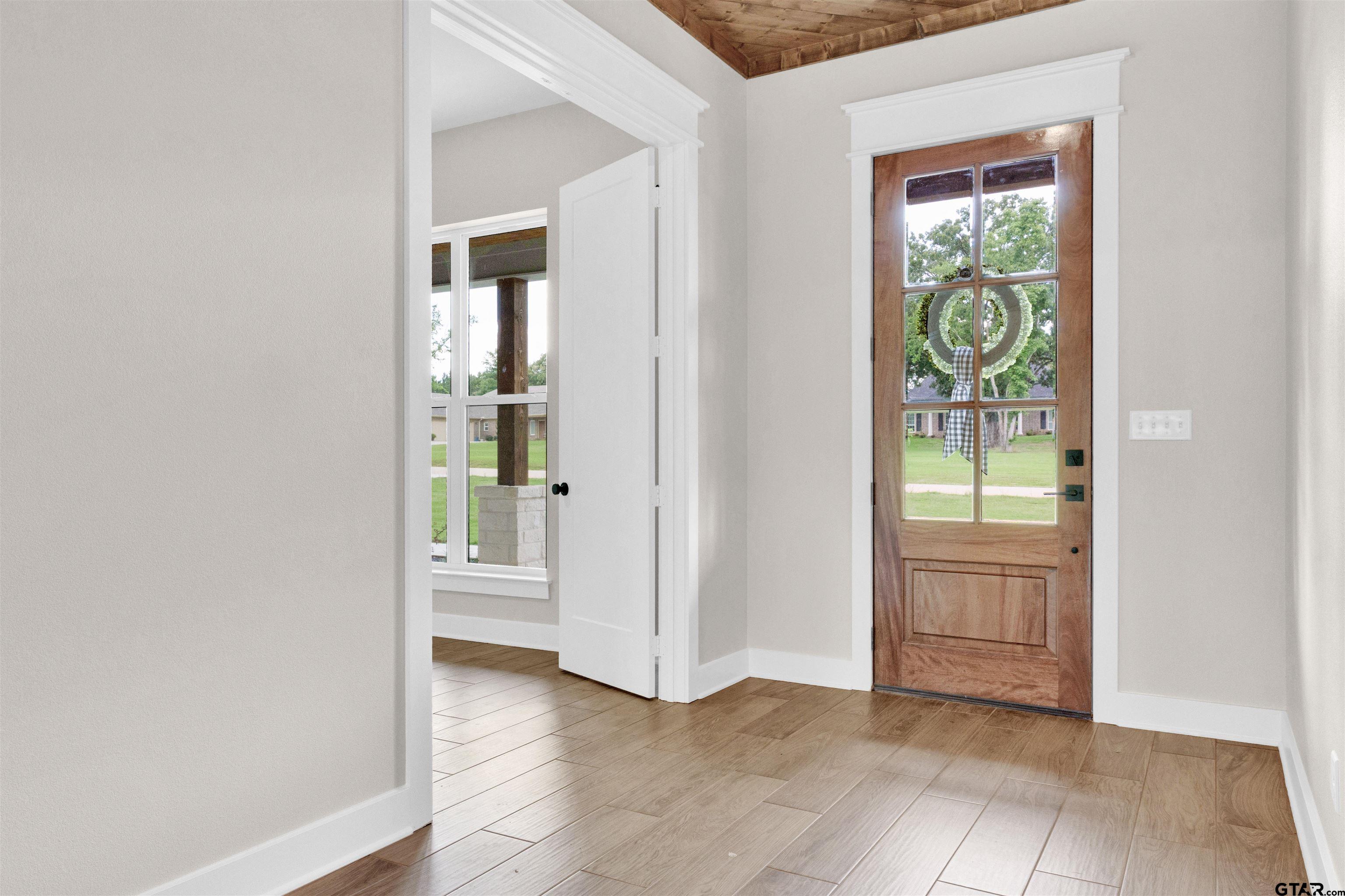13974 Cedar Vista