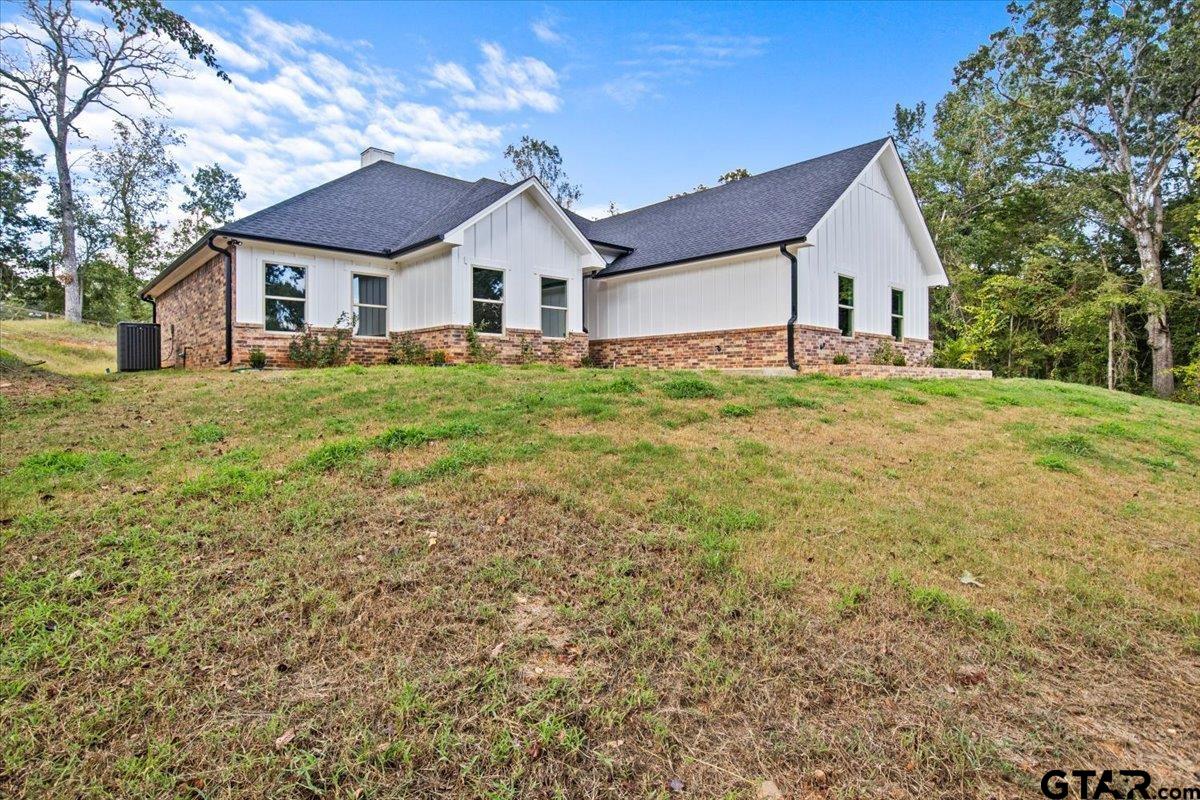 13375 Dustin Road