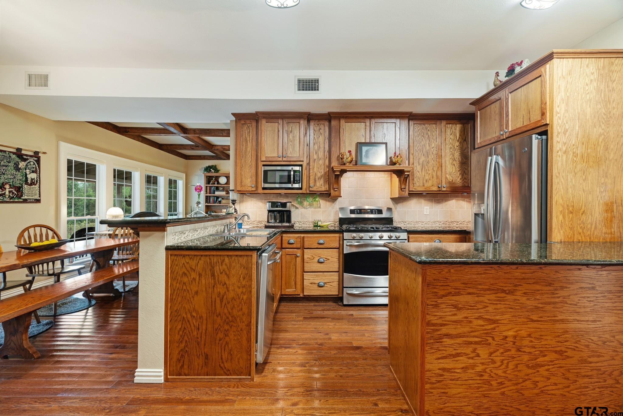 6150 Old Clarksville Road