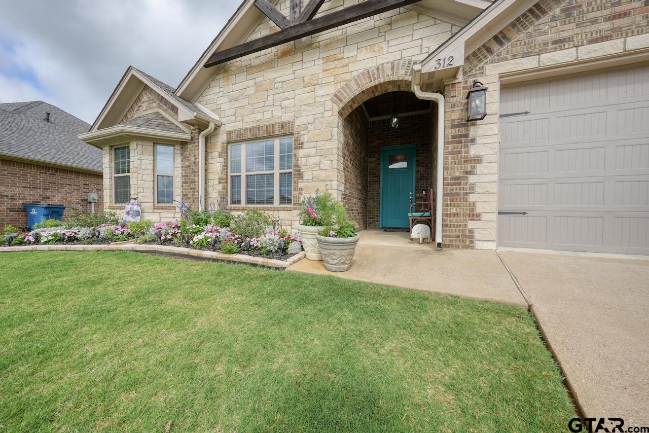 312 Kingdom Blvd