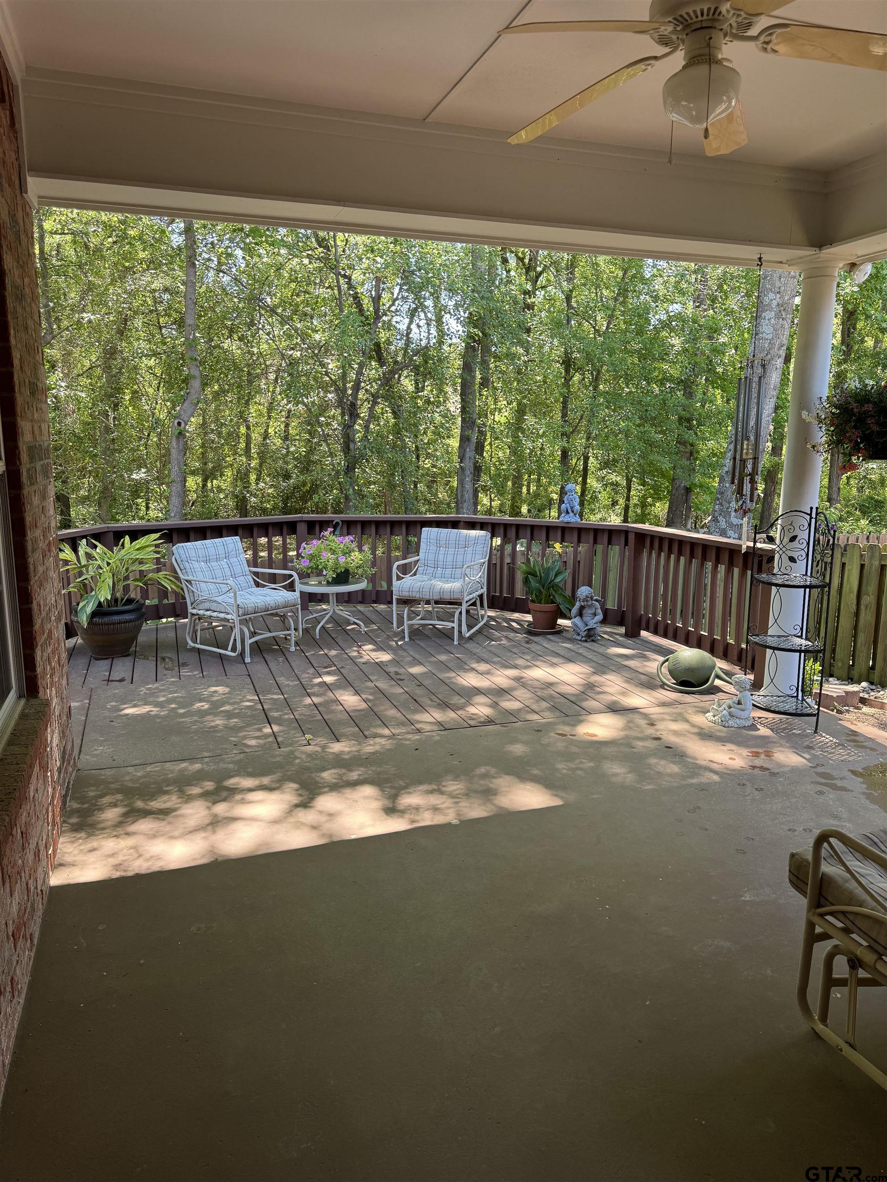 1857 Hollylake Cir