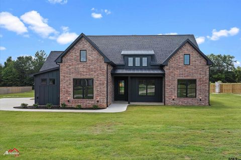 190 Brooks Dr Gladewater TX 75647