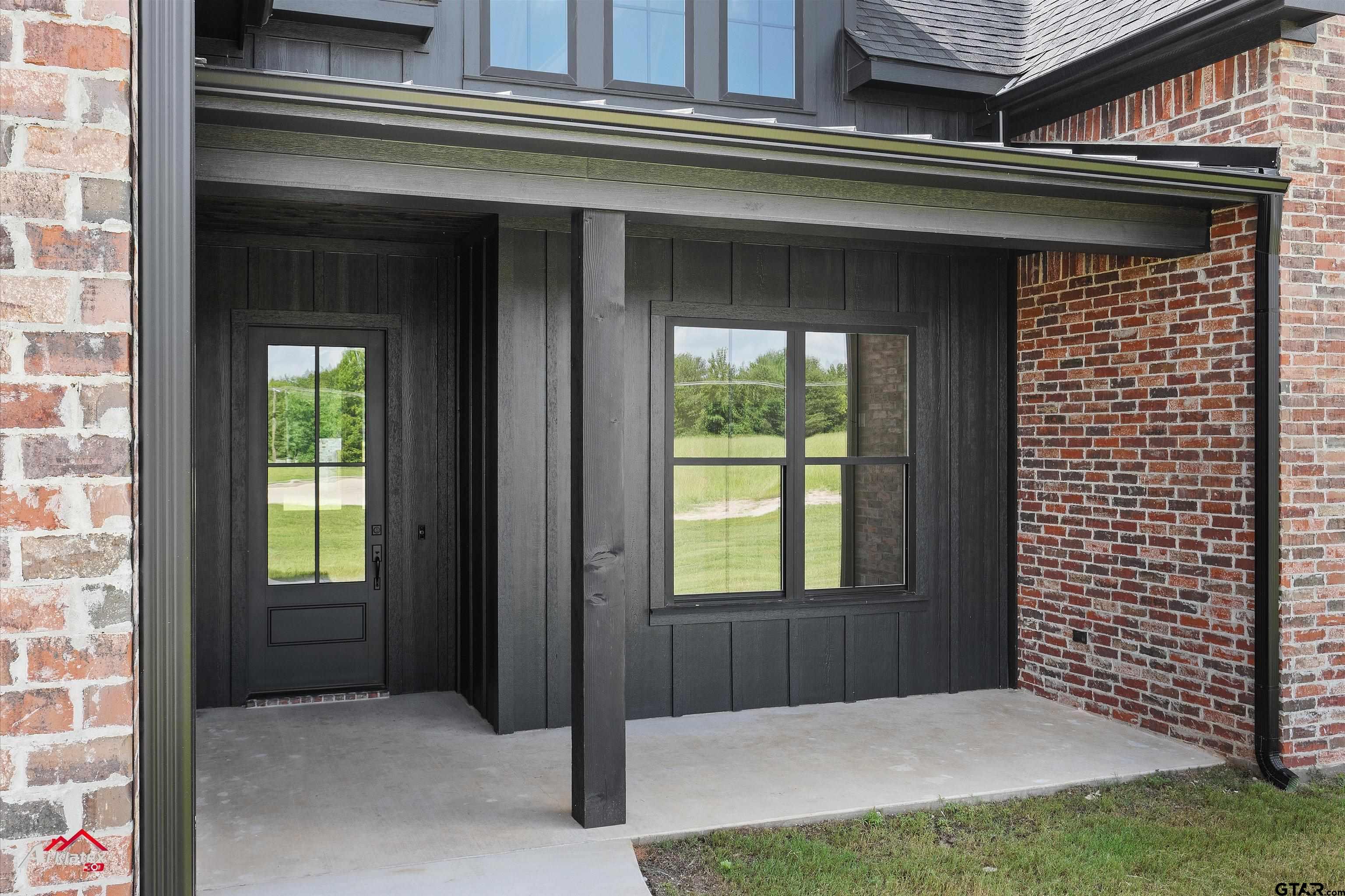 190 Brooks Dr