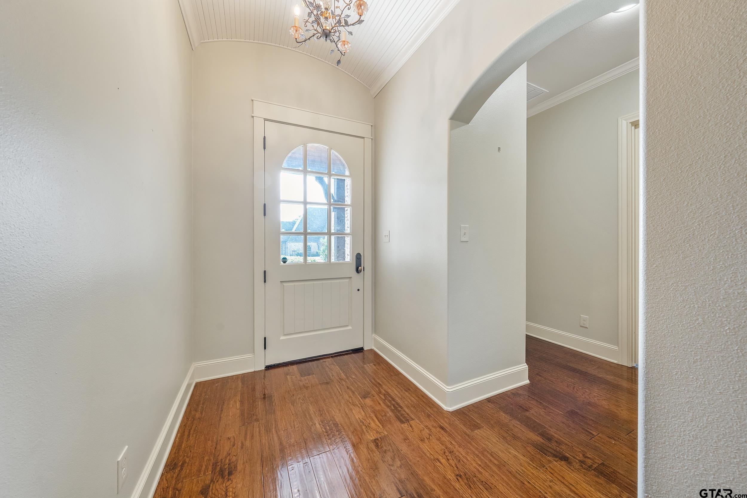 2238 Thornwood Dr.