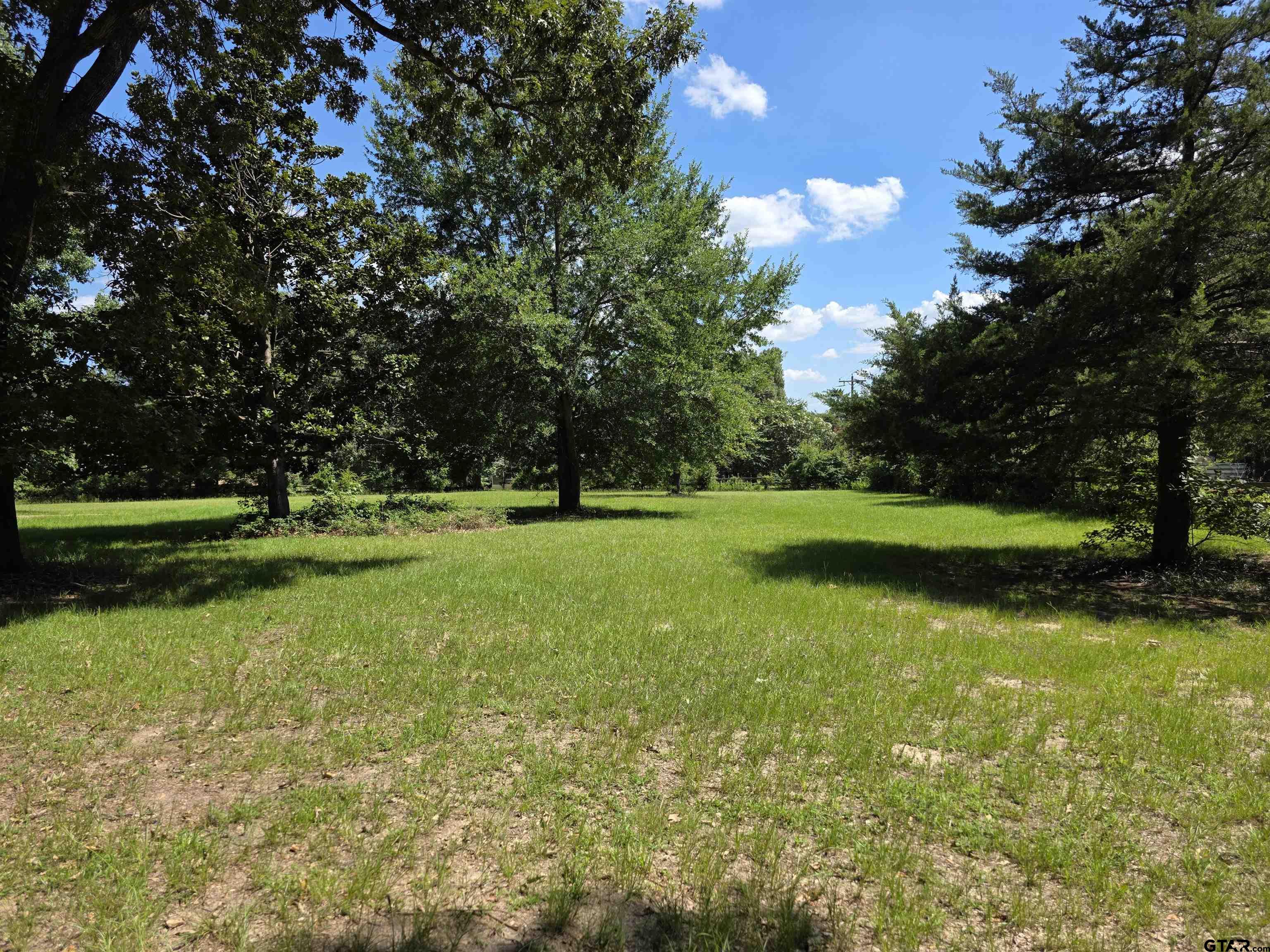 4221 Pine Wood Trail