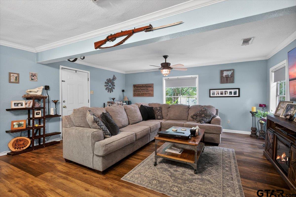 460 County Road 4612