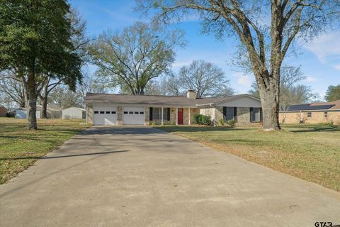 216 Helen Dr Lindale TX 75771