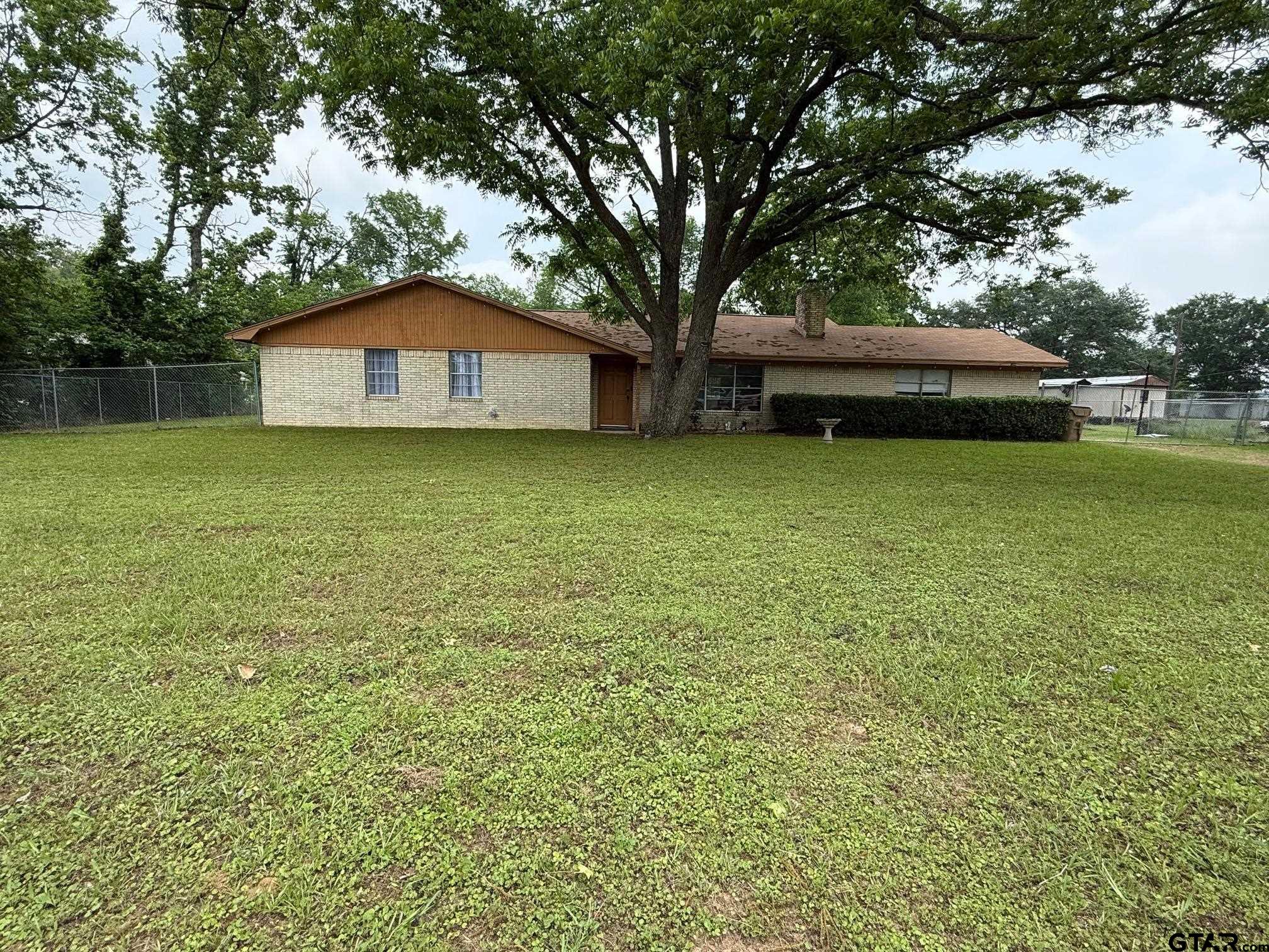 204 N US Highway 287