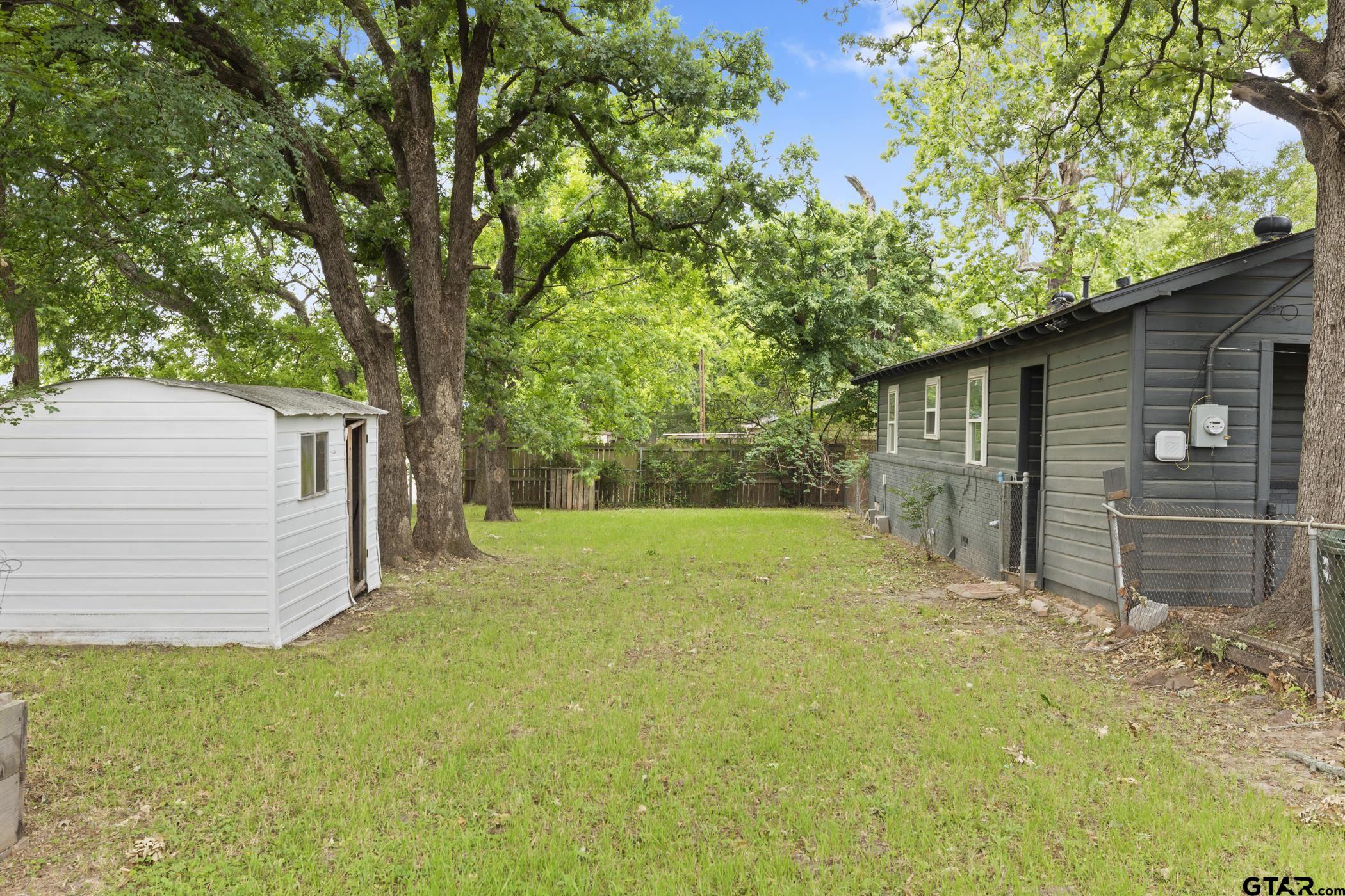 2807 Willard Drive