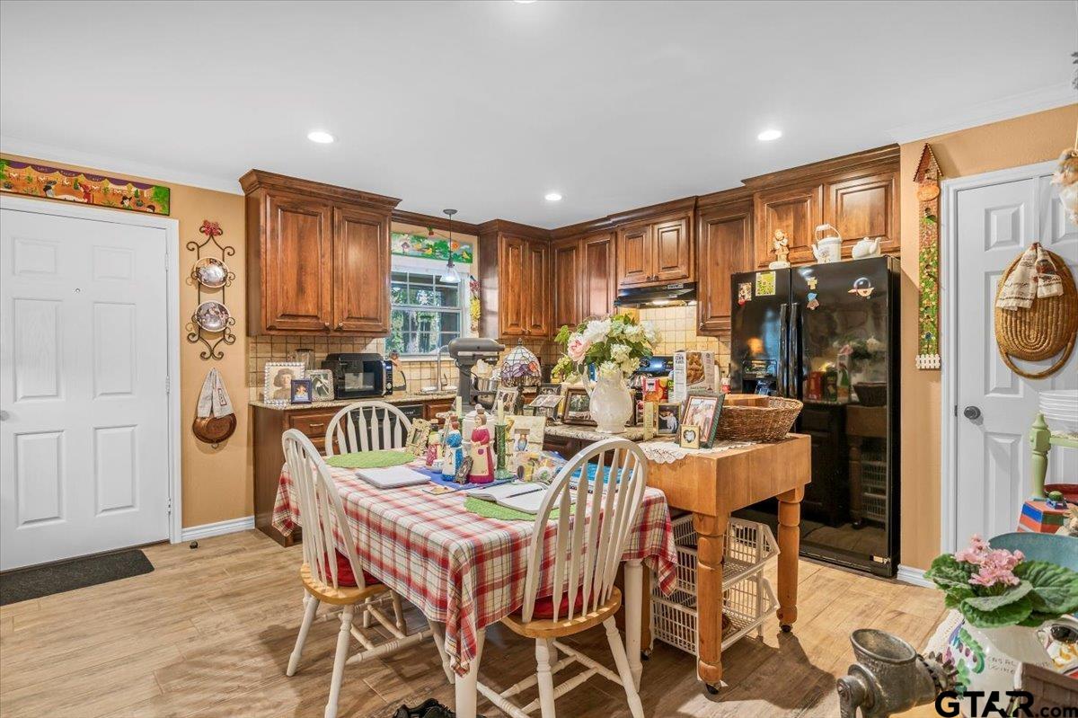 15135 County Road 1103