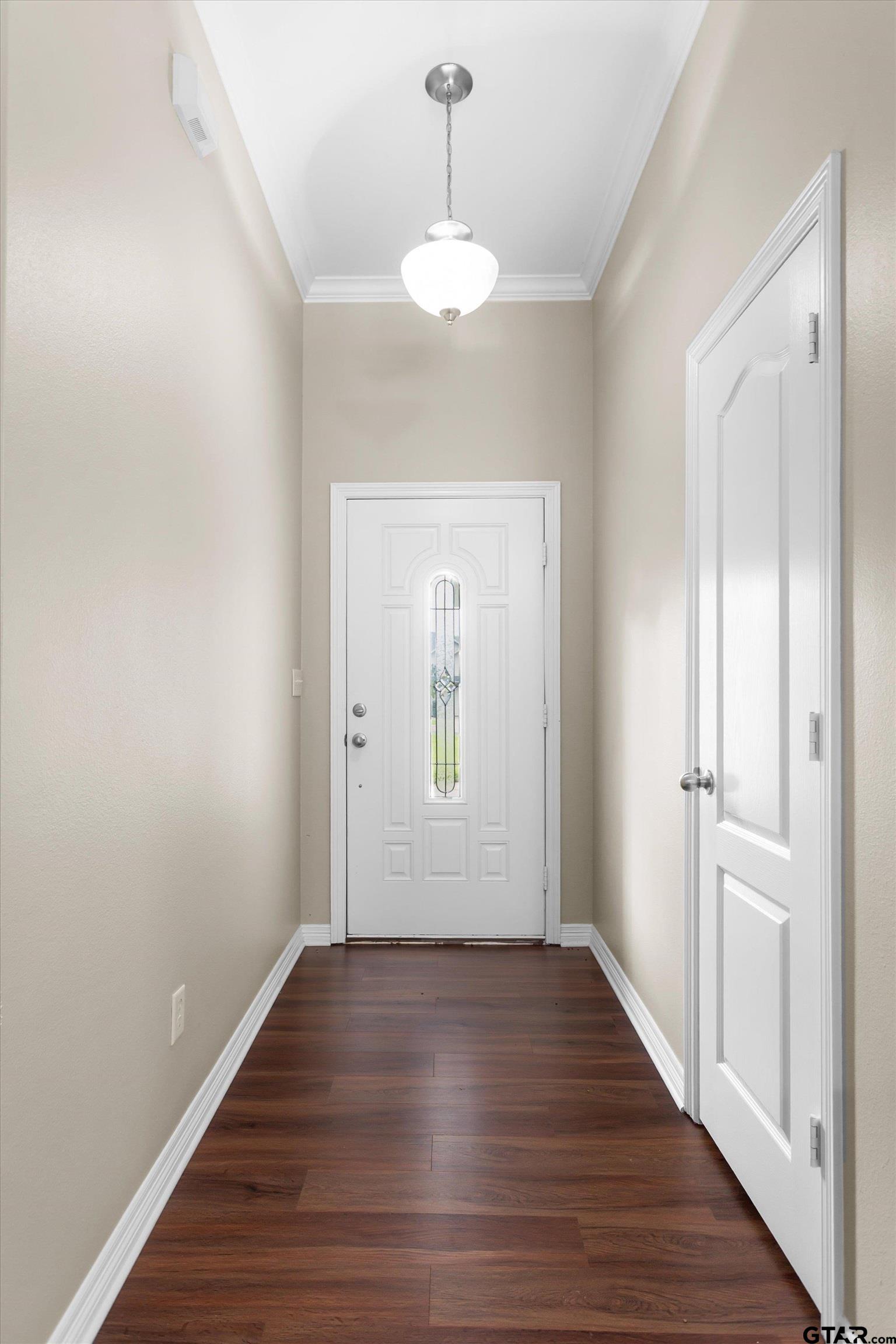 3121 Vineyard Ave.