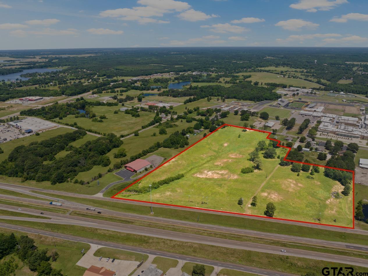 10 AC W Interstate 30 Service Road