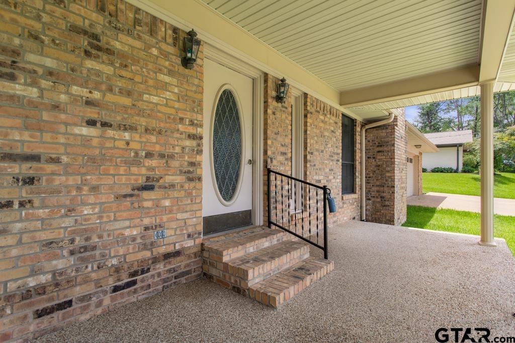 251 Texas Dr