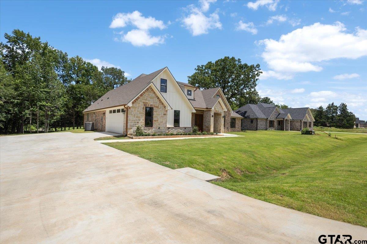 13920 Cedar Hill Ln.