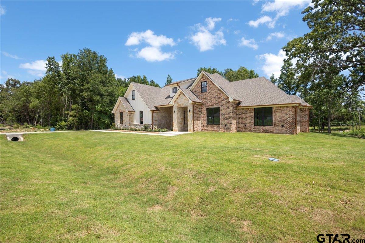 13920 Cedar Hill Ln.
