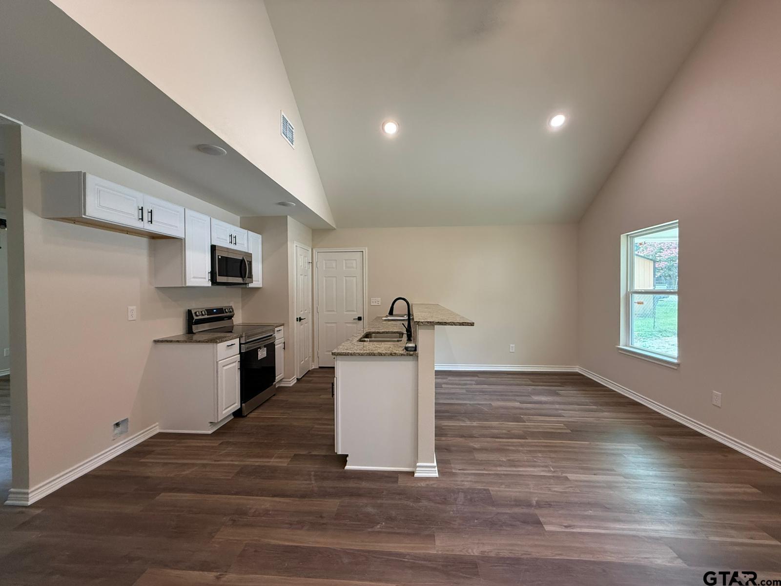 22804 Creekwood Dr
