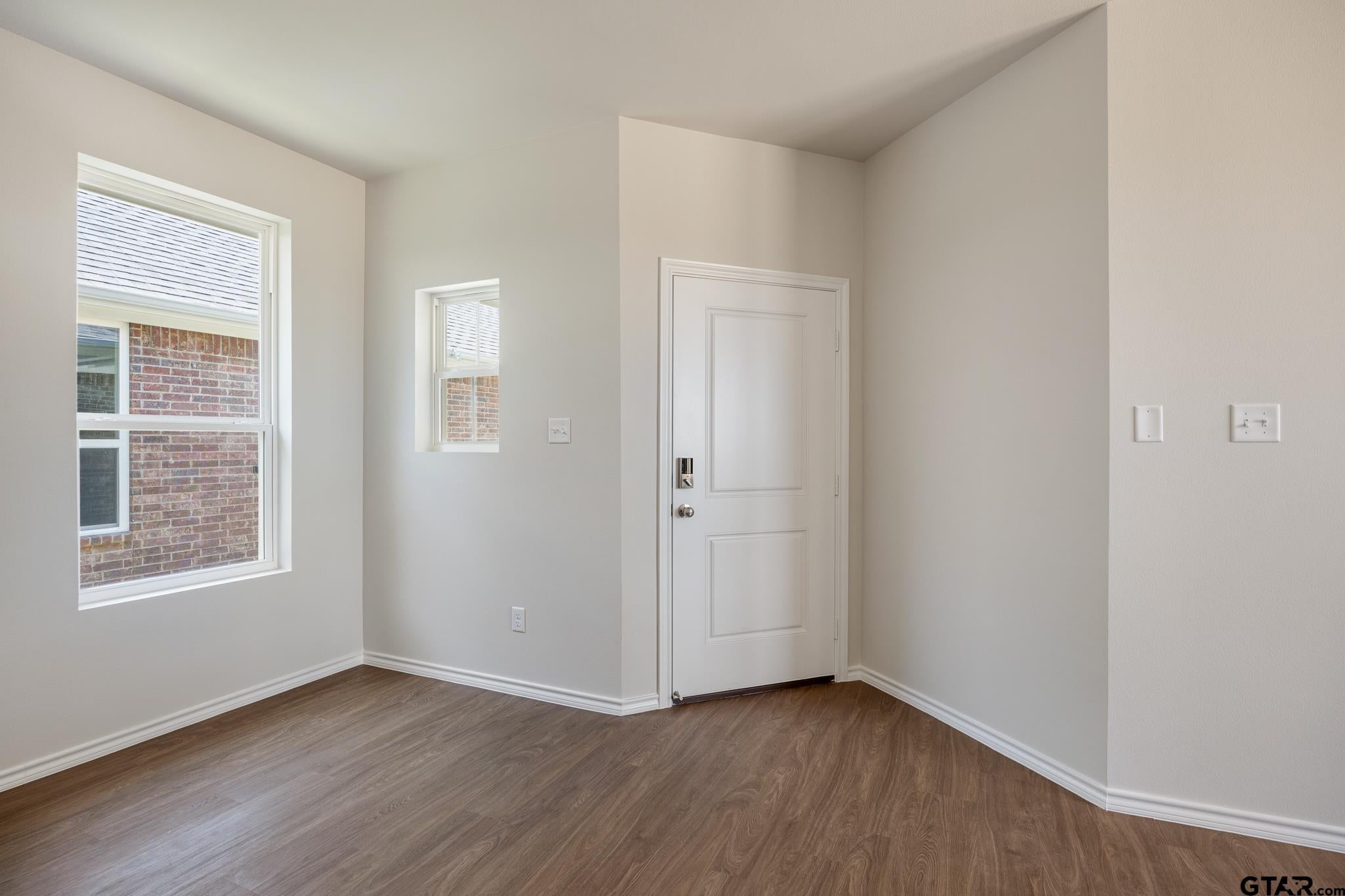 612 Park Central