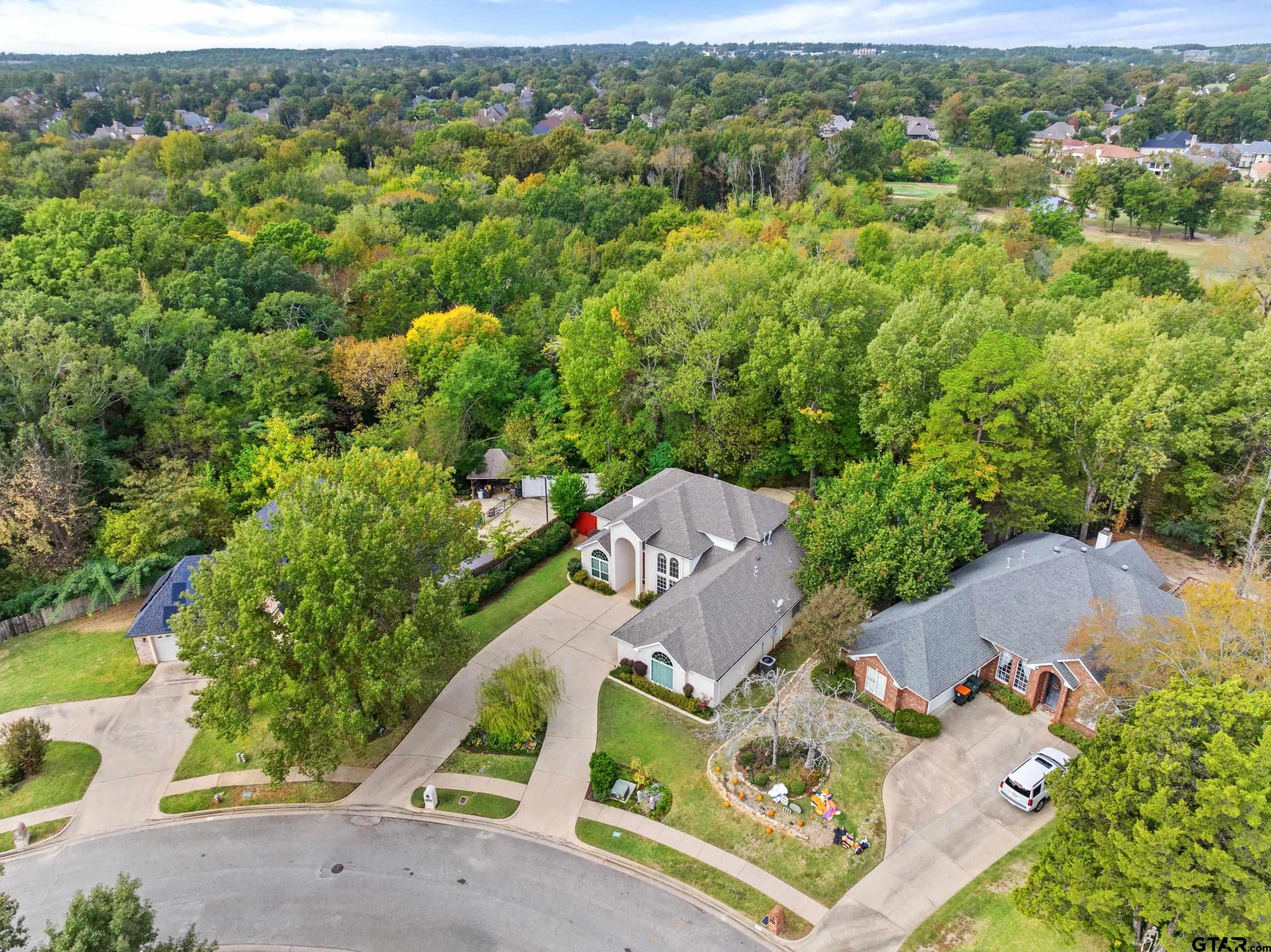 657 Prestonwood Cir