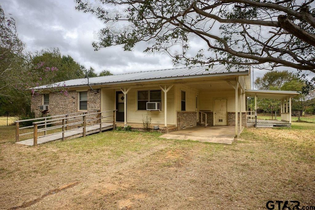 4233 An County Road 163