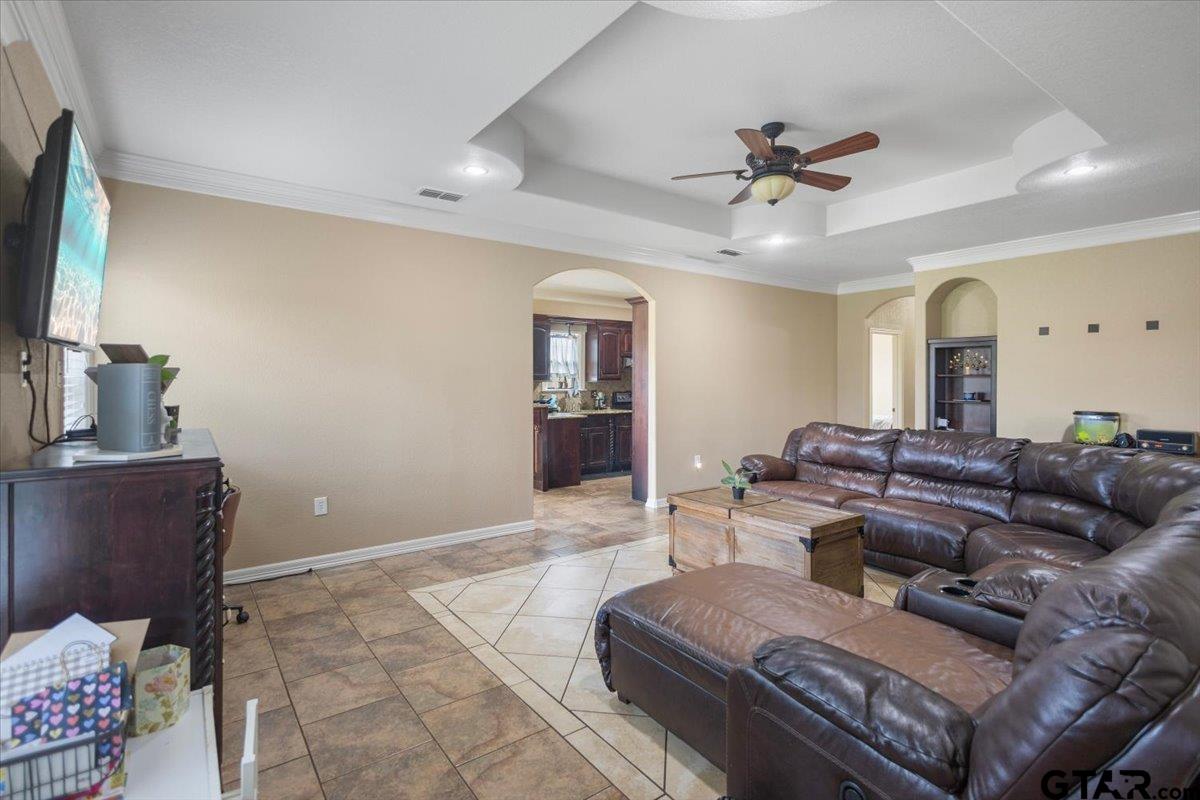 9159 Cedar Ridge Dr.