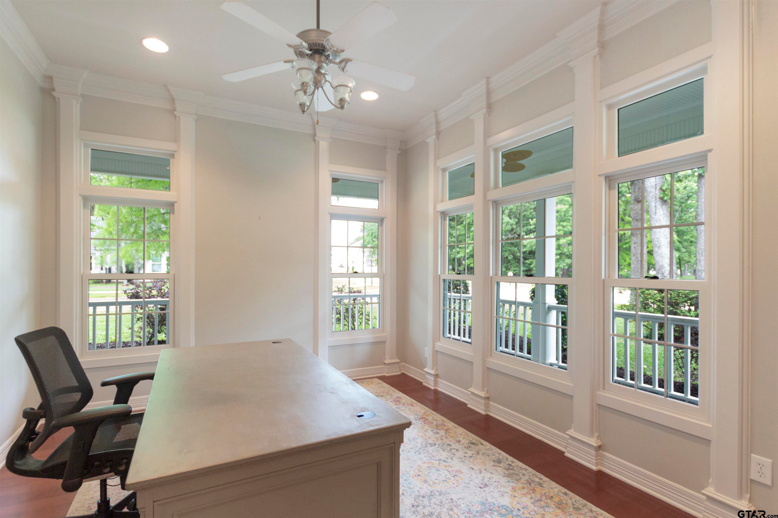 155 Eagles Bluff Blvd