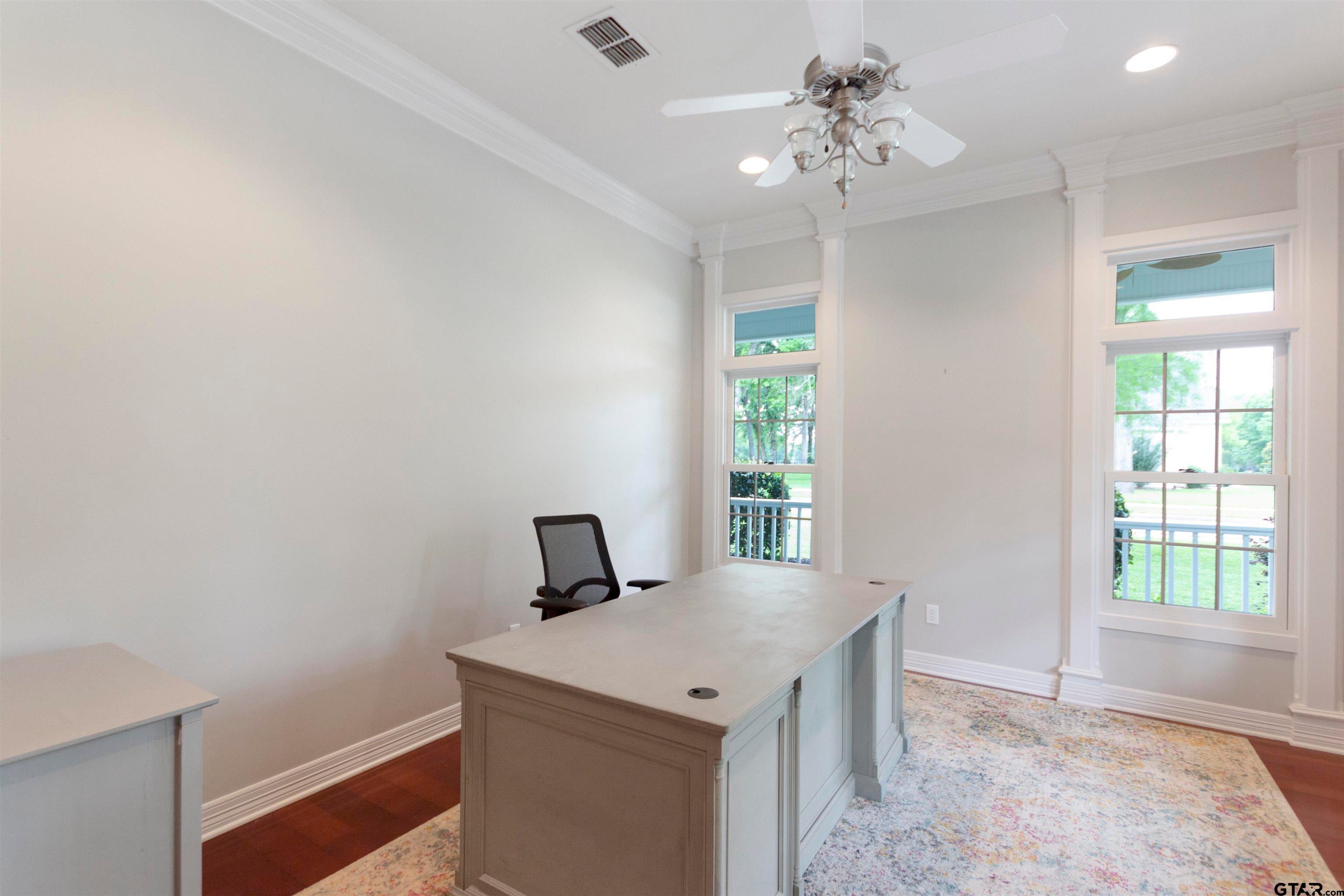 155 Eagles Bluff Blvd